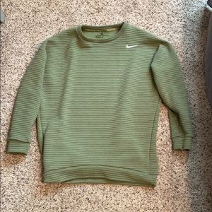 Nike golf pullover